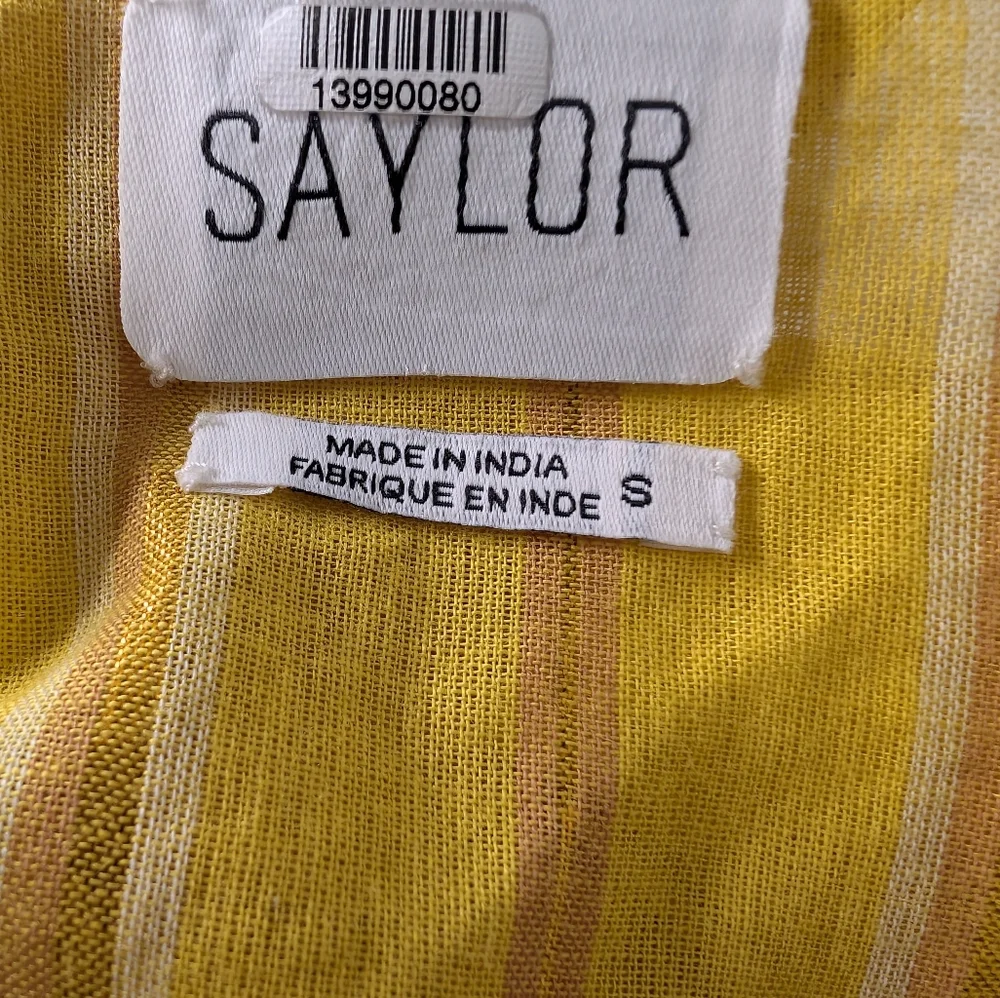 💘 Saylor Adrianne Ruffle-Sleeve Yellow Metallic Mini Dress - Picture 4 of 5